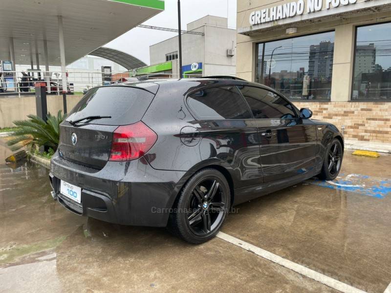 BMW - 130I - 2009/2009 - Preta - R$ 102.000,00