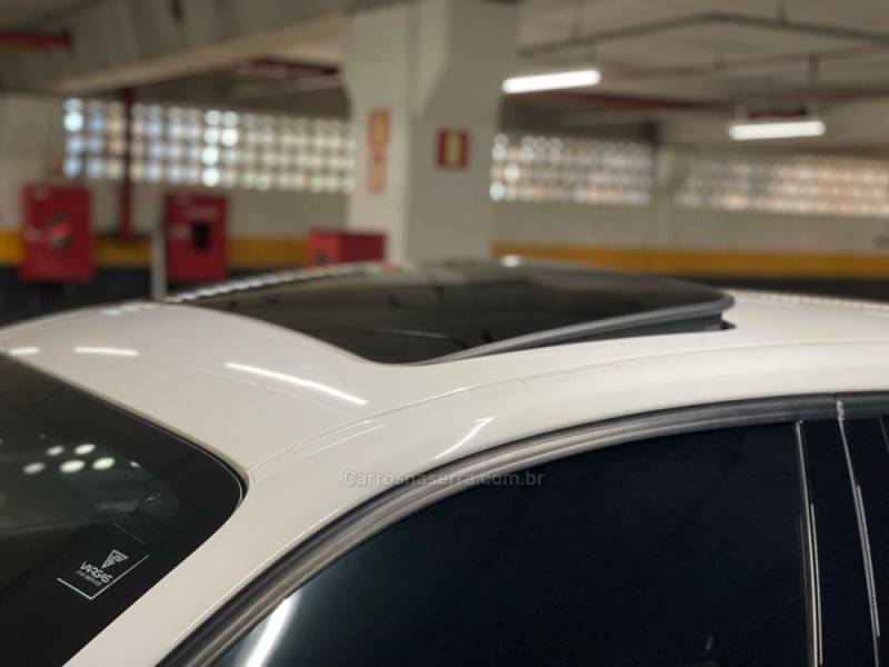 BMW - 125I - 2014/2014 - Branca - R$ 108.000,00