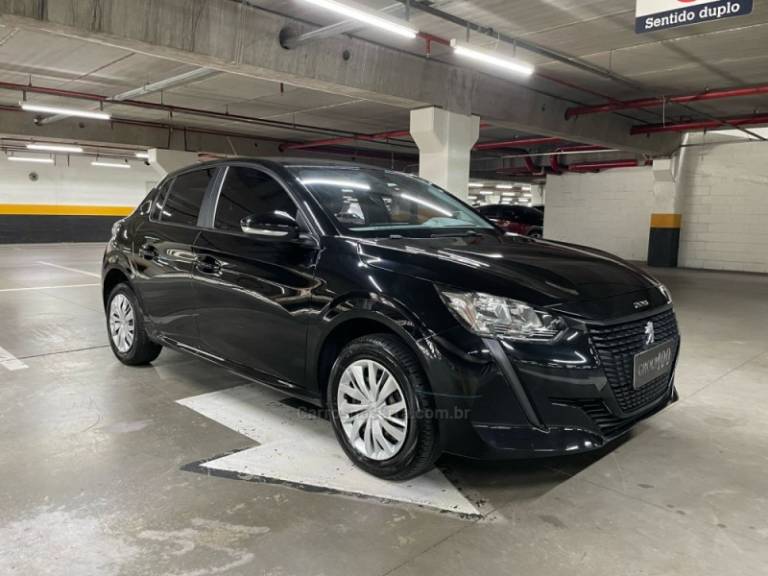 PEUGEOT - 208 - 2022/2022 - Preta - R$ 63.500,00