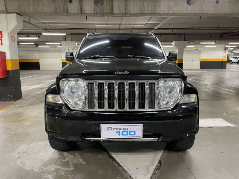 JEEP - CHEROKEE - 2010/2010 - Preta - R$ 65.000,00