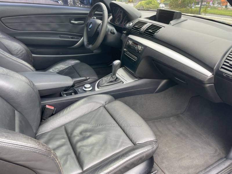BMW - 130I - 2009/2009 - Preta - R$ 102.000,00