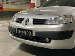 RENAULT - MÉGANE - 2008/2008 - Prata - R$ 26.500,00