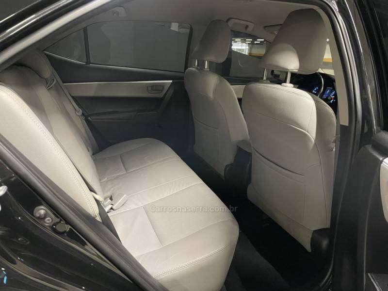 TOYOTA - COROLLA - 2018/2018 - Preta - R$ 94.900,00