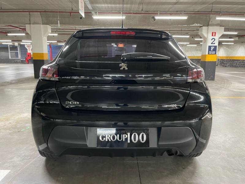 PEUGEOT - 208 - 2022/2022 - Preta - R$ 63.500,00