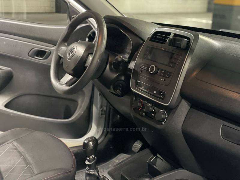 RENAULT - KWID - 2021/2021 - Branca - R$ 42.500,00