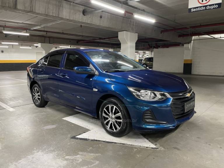 CHEVROLET - ONIX - 2020/2020 - Azul - R$ 70.000,00