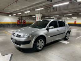 RENAULT - MÉGANE - 2008/2008 - Prata - R$ 26.500,00