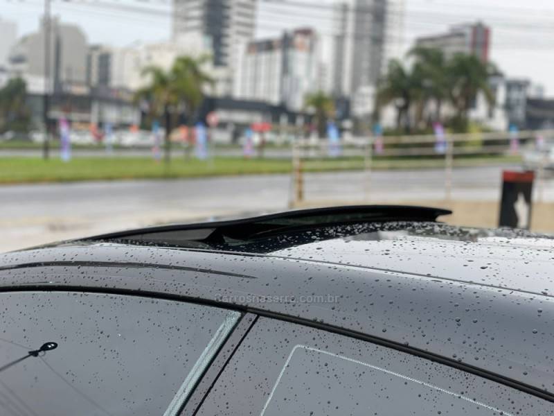 BMW - 130I - 2009/2009 - Preta - R$ 102.000,00