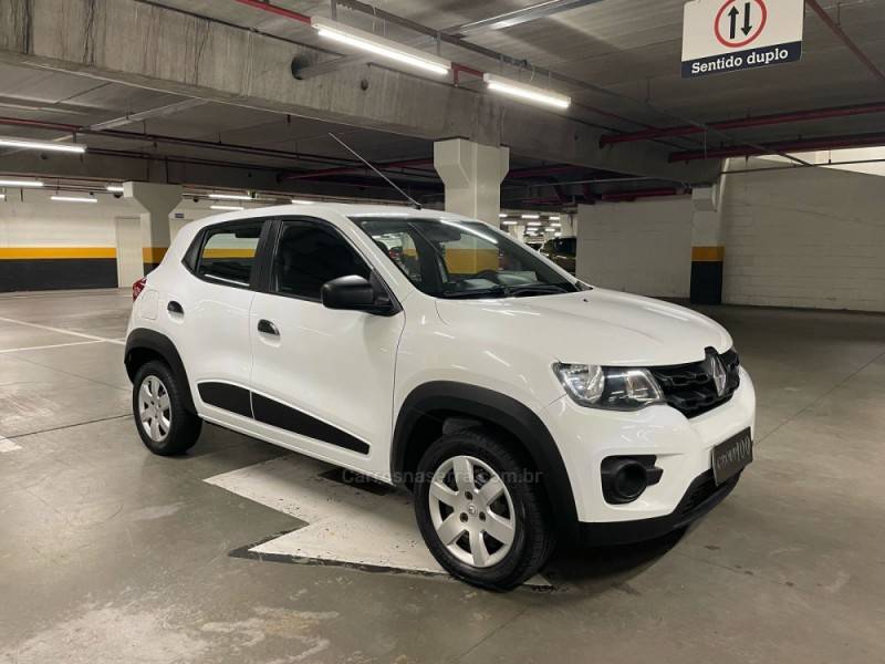 RENAULT - KWID - 2021/2021 - Branca - R$ 42.500,00