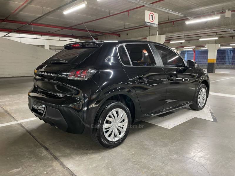 PEUGEOT - 208 - 2022/2022 - Preta - R$ 63.500,00