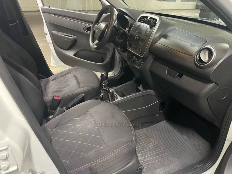 RENAULT - KWID - 2021/2021 - Branca - R$ 42.500,00